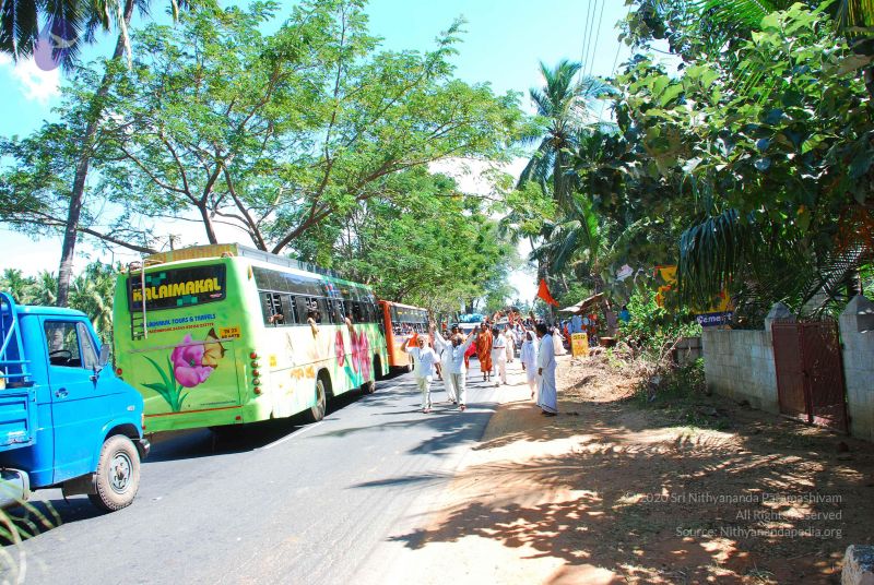 File:20090112 kodikannyatra 1072 CMP WM.jpg