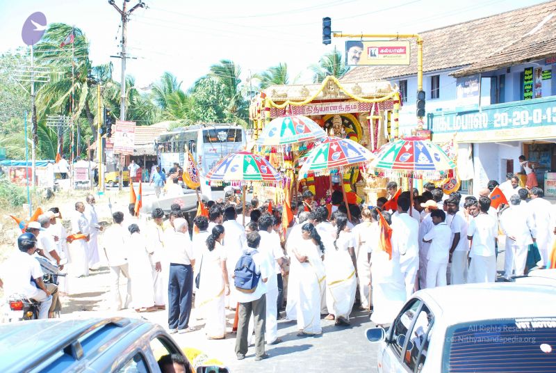 File:20090112 kodikannyatra 1101 CMP WM.jpg