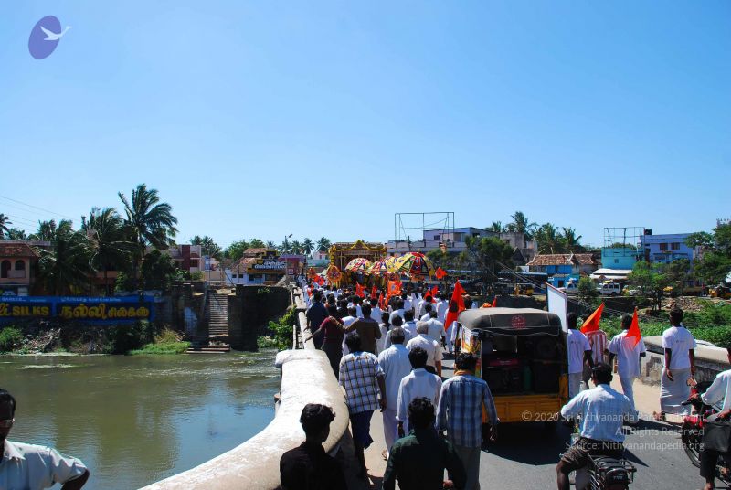 File:20090112 kodikannyatra 1115 CMP WM.jpg