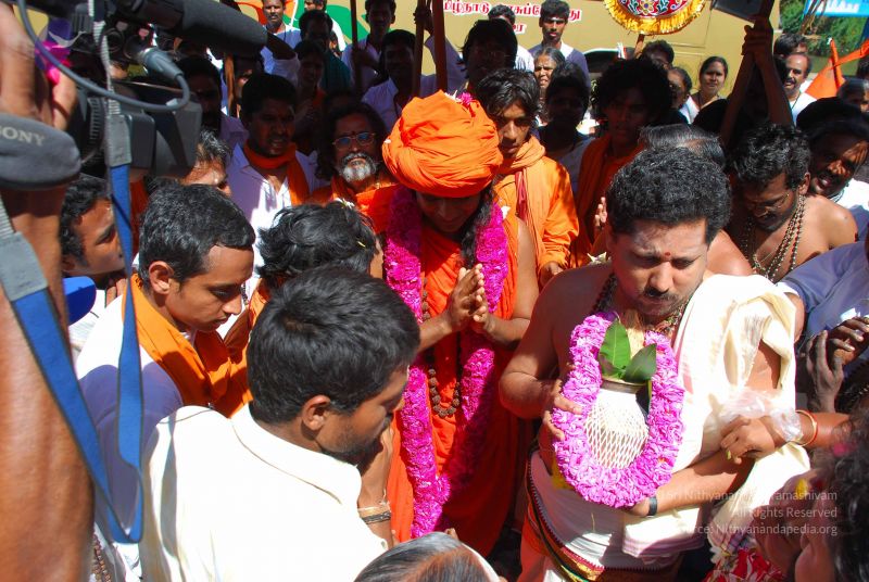 File:20090112 kodikannyatra 1145 CMP WM.jpg