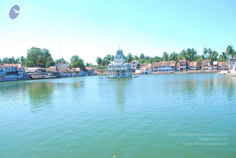 File:20090112 kodikannyatra 1156 CMP WM.jpg