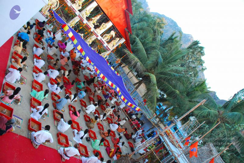 File:20090112 sapthayagam 1342 CMP WM.jpg