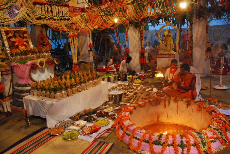 File:20090112 sapthayagam 1360 CMP WM.jpg