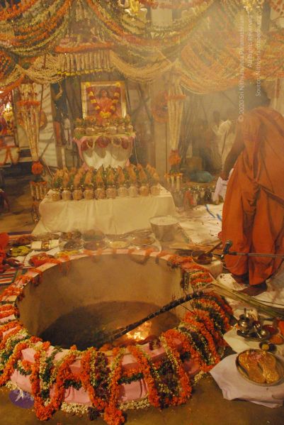 File:20090112 sapthayagam 1635 CMP WM.jpg