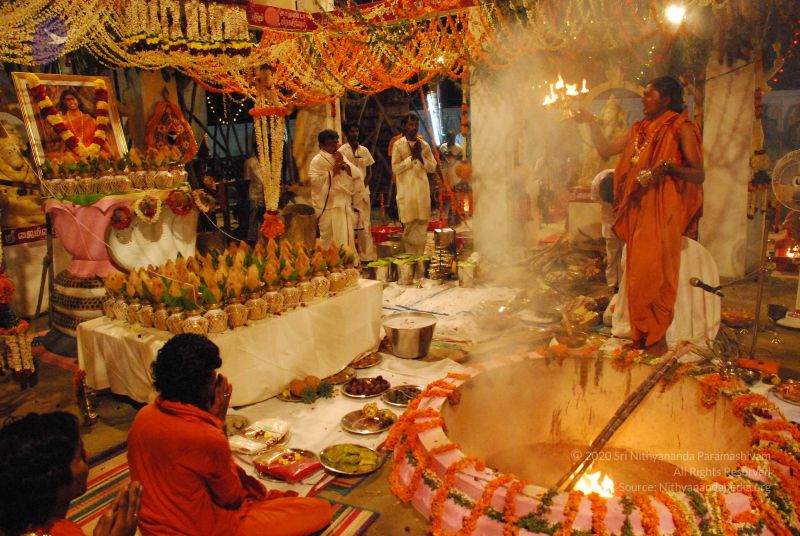 File:20090112 sapthayagam 1644 CMP WM.jpg