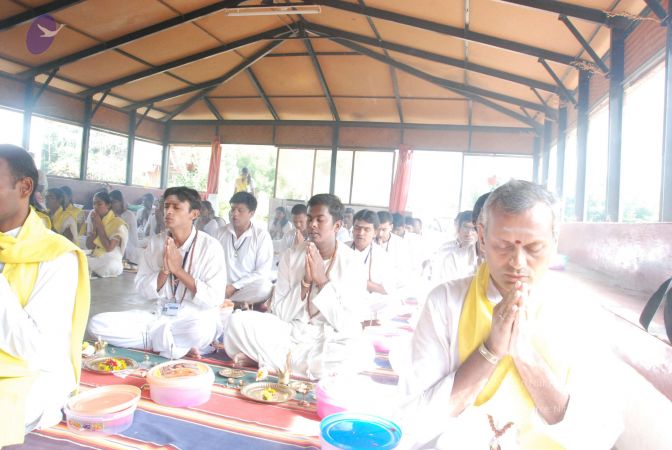 20090907 Photo 1024 19jxQYJ3fL9 wYLSfzEhjv4ehqlhx4ZvY.JPG