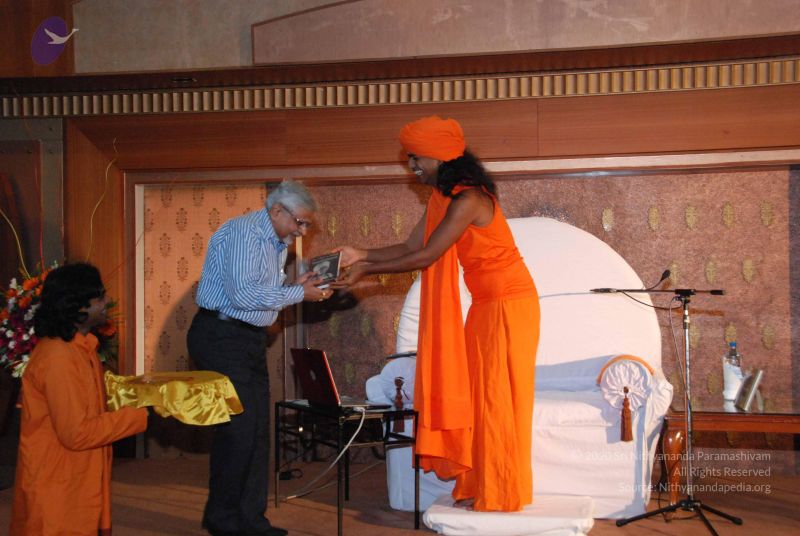 File:20090915 Photo 1098 1RFQ-uJG X6onff1JnoKaqi5f2uk74s L.JPG