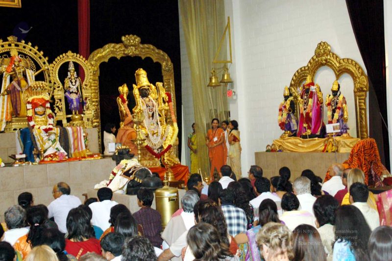 File:20091109 20091109 09Nov2009 Maha Lakshmi Puja 020100100.jpg