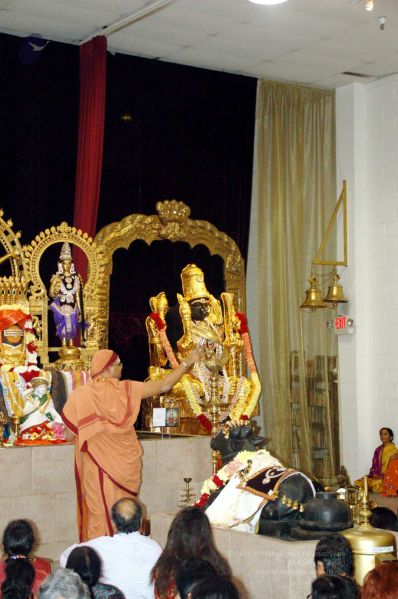File:20091109 20091109 09Nov2009 Maha Lakshmi Puja 1040100100.jpg