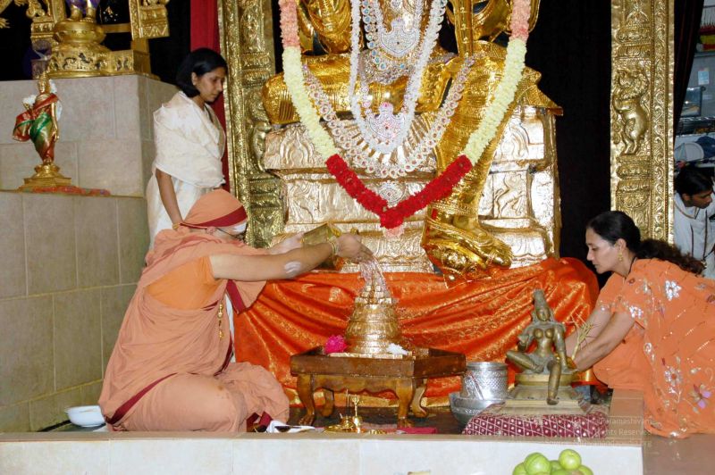 File:20091109 20091109 09Nov2009 Maha Lakshmi Puja 200100100.jpg