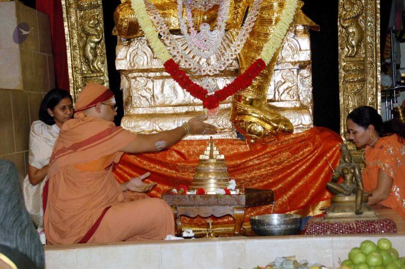 File:20091109 20091109 09Nov2009 Maha Lakshmi Puja 360100100.jpg