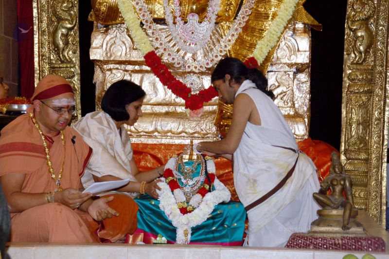File:20091109 20091109 09Nov2009 Maha Lakshmi Puja 680100100.jpg