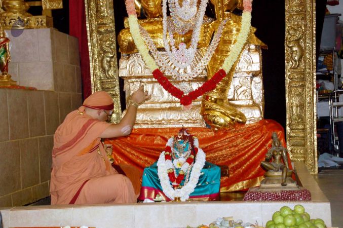 20091109 20091109 09Nov2009 Maha Lakshmi Puja 770100100.jpg