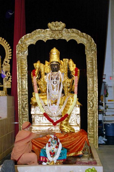 File:20091109 20091109 09Nov2009 Maha Lakshmi Puja 880100100.jpg