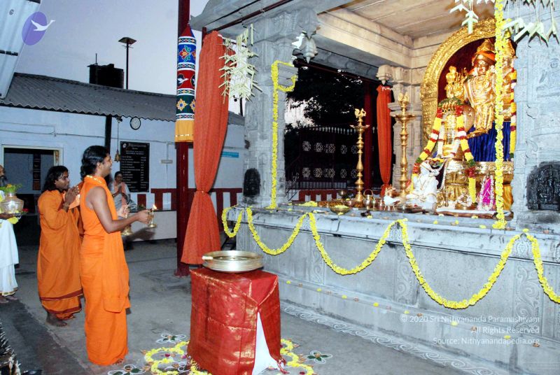 File:20091201DSC 3899 CMP WM001.jpg