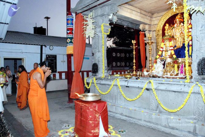 20091201DSC 3908 CMP WM001.jpg