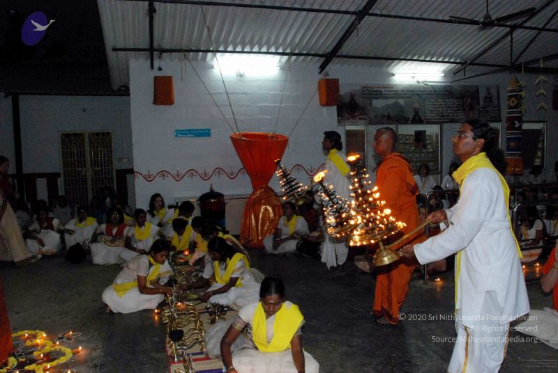 File:20091201DSC 3925 CMP WM001.jpg