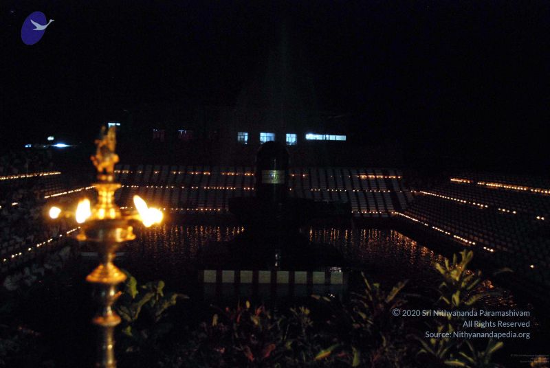 File:20091201DSC 3990 CMP WM001.jpg