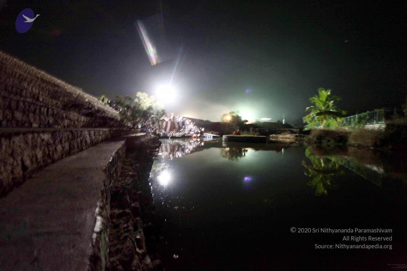 File:20091207IMG 1041 CMP WM001.jpg