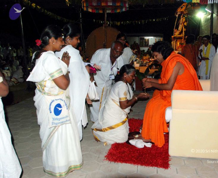 File:20091221DSC 0745 CMP WM001000.jpg