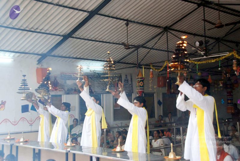 File:20091224DSC 2340 CMP WM001000.jpg