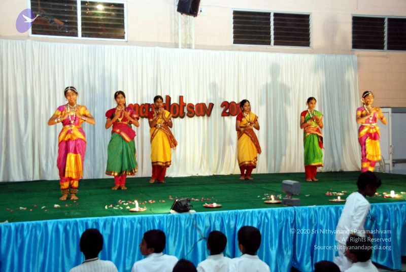 File:20091224DSC 3184 CMP WM001000.jpg