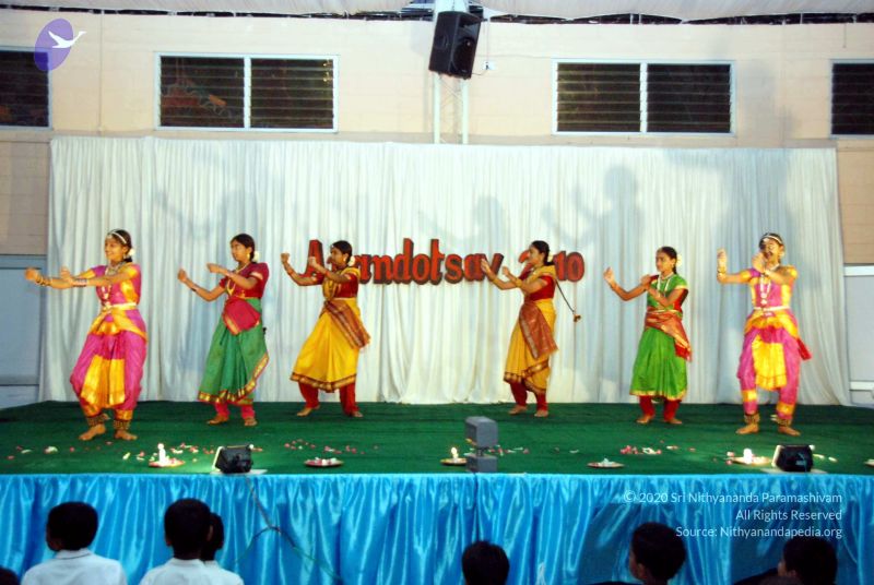 File:20091224DSC 3185 CMP WM001000.jpg