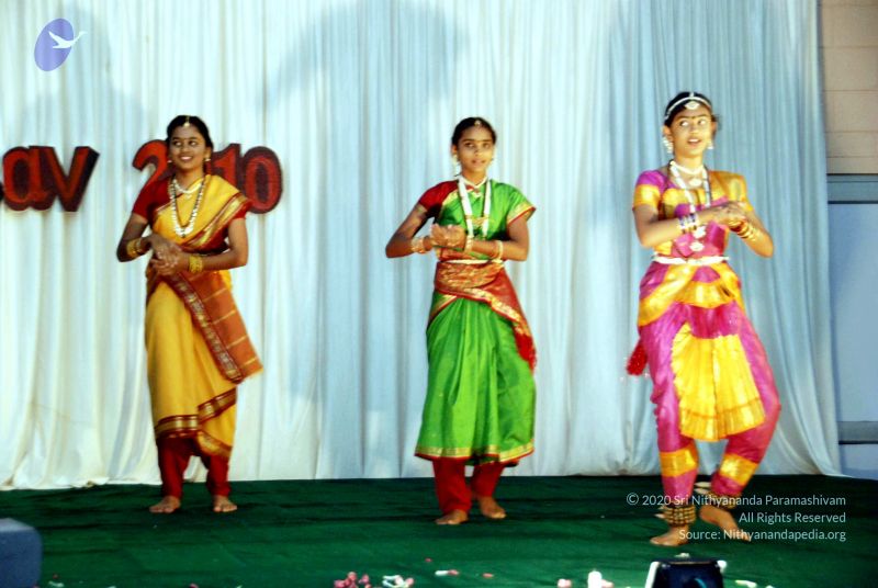 File:20091224DSC 3193 CMP WM001000.jpg