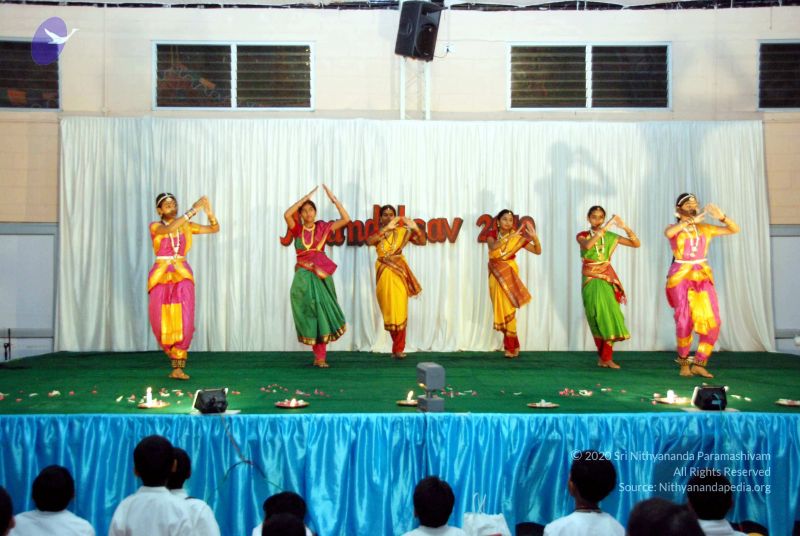 File:20091224DSC 3199 CMP WM001000.jpg