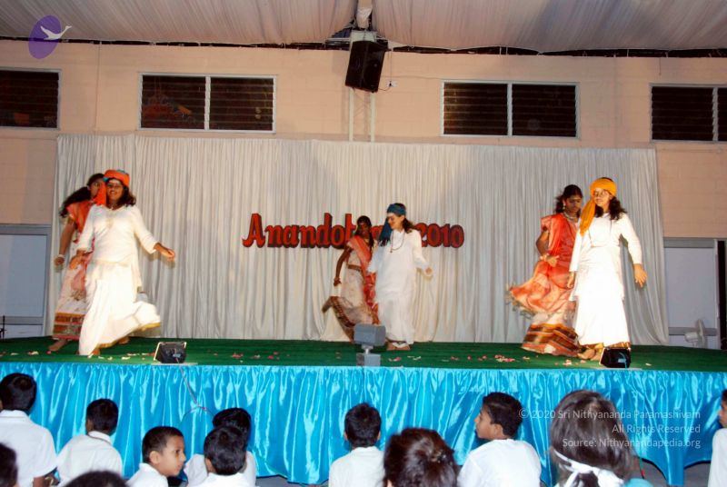 File:20091224DSC 3220 CMP WM001000.jpg