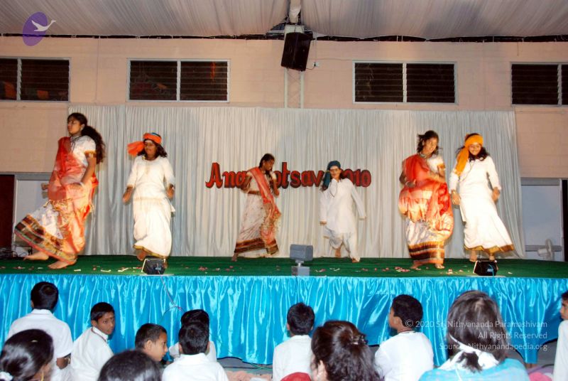 File:20091224DSC 3221 CMP WM001000.jpg