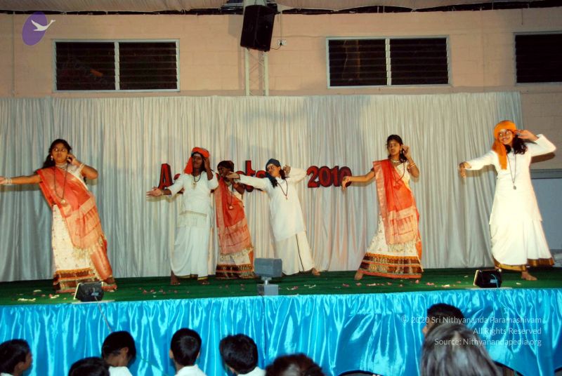 File:20091224DSC 3240 CMP WM001000.jpg