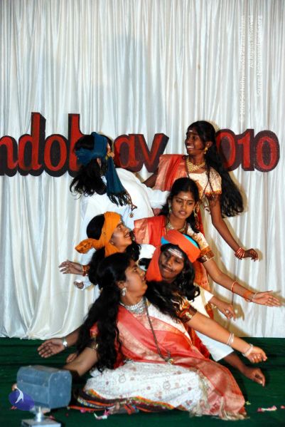 File:20091224DSC 3243 CMP WM001000.jpg