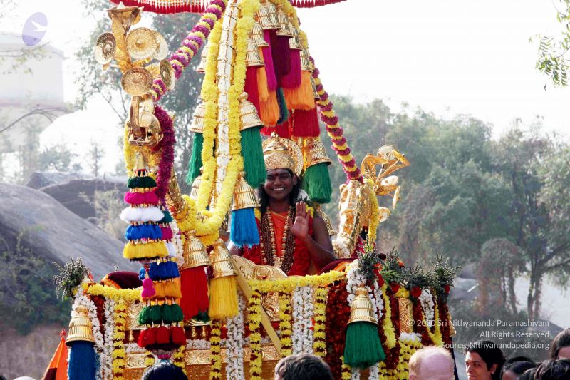 File:20091227IMG 9403 CMP WM00001000 Procession.jpg