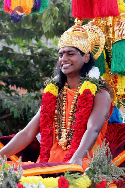 File:20091227IMG 9423 CMP WM00001000 Procession.jpg