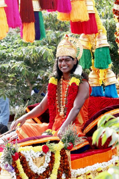 File:20091227IMG 9439 CMP WM00001000 Procession.jpg