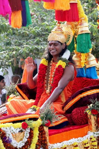 File:20091227IMG 9442 CMP WM00001000 Procession.jpg