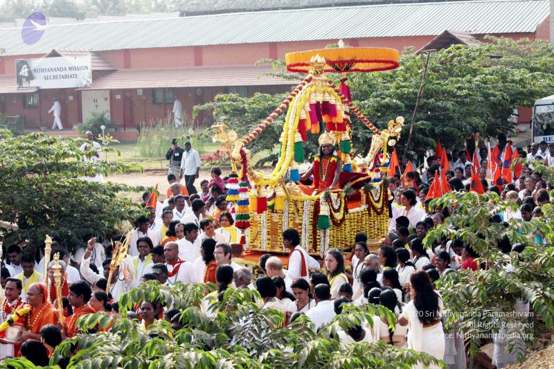 File:20091227IMG 9446 CMP WM00001000 Procession.jpg