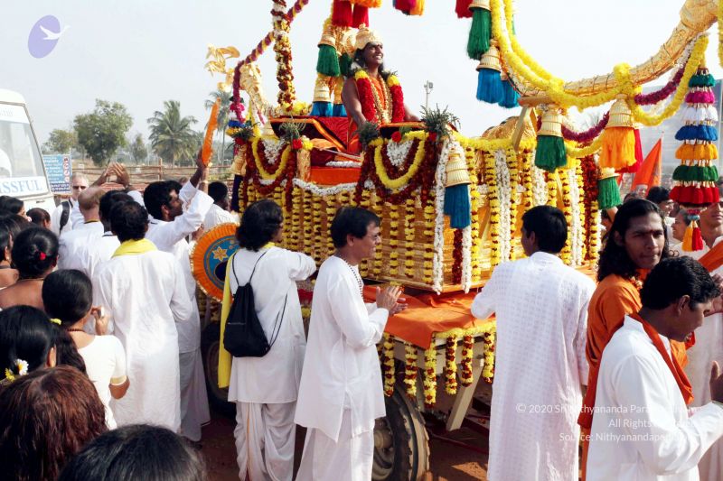 File:20091227IMG 9522 CMP WM00001000 Procession.jpg