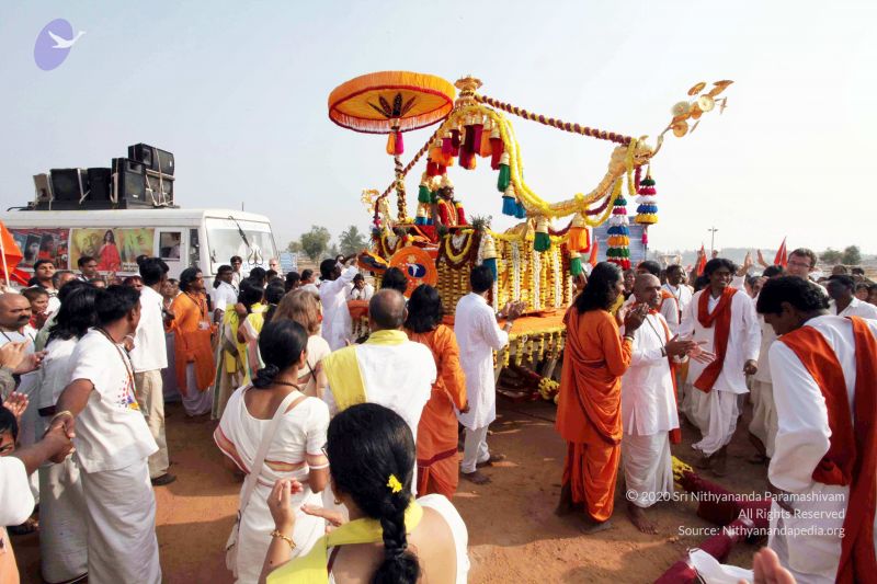 File:20091227IMG 9527 CMP WM00001000 Procession.jpg