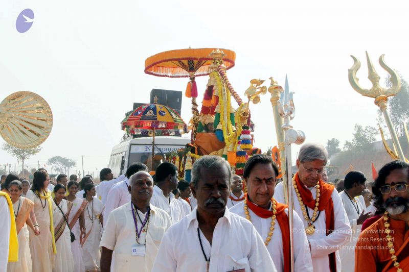 File:20091227IMG 9717 CMP WM00001000 Procession.jpg