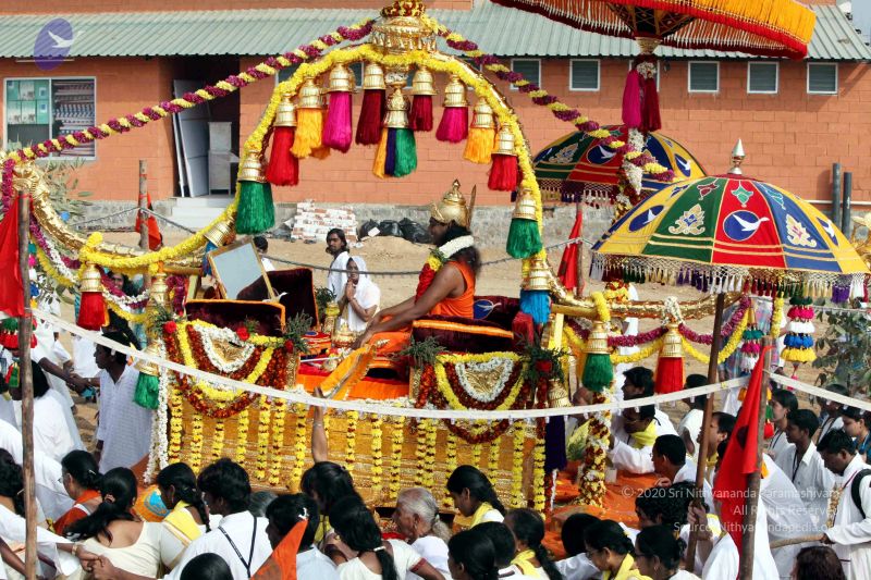 File:20091227IMG 9748 CMP WM00001000 Procession.jpg