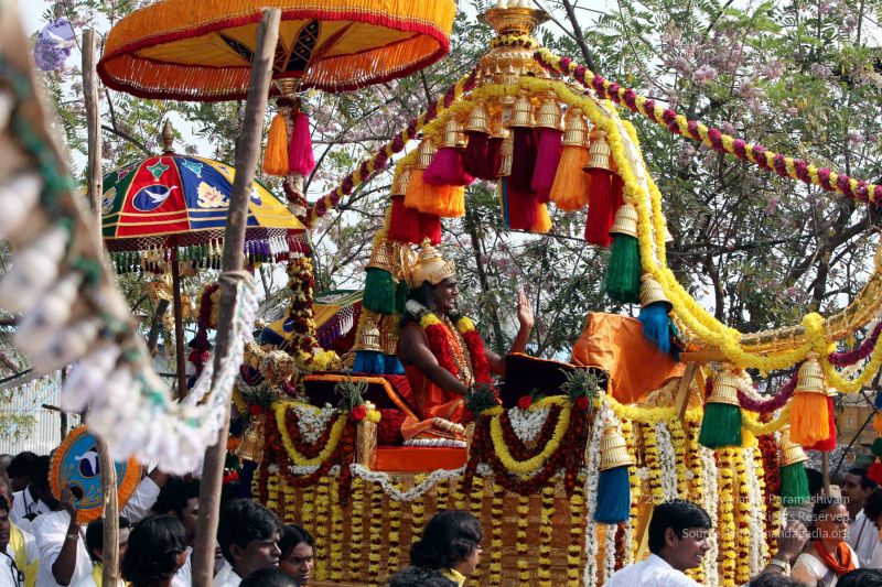 File:20091227IMG 9756 CMP WM00001000 Procession.jpg