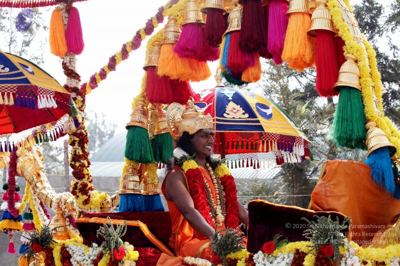 File:20091227IMG 9768 CMP WM00001000 Procession.jpg