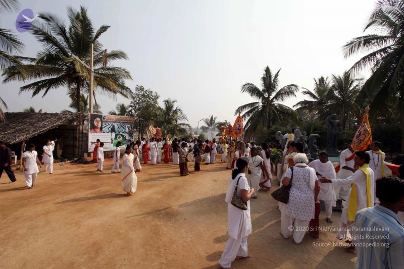 File:20091227IMG 9781 CMP WM00001000 Procession.jpg