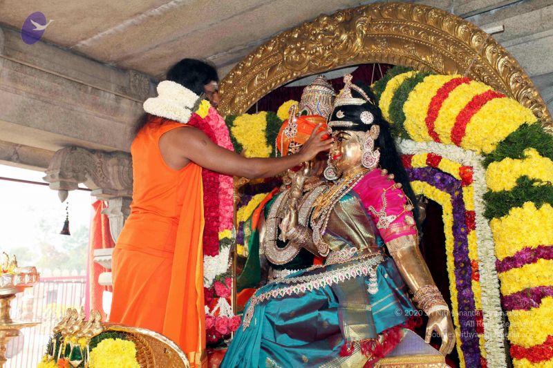 File:20091227IMG 9819 CMP WM00001000 Procession.jpg