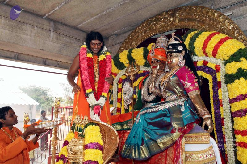 File:20091227IMG 9825 CMP WM00001000 Procession.jpg