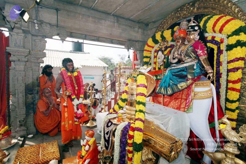 File:20091227IMG 9834 CMP WM00001000 Procession.jpg