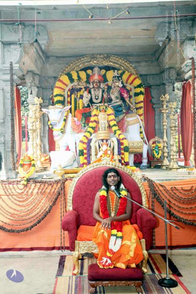 File:20091227IMG 9852 CMP WM00001000 Procession.jpg