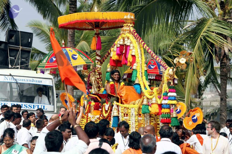 File:20091227IMG 9927 CMP WM00001000 Procession.jpg